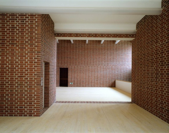KALTE HERZEN - Sebastian Nebe | ARCHITEKTURFÜHRUNG
