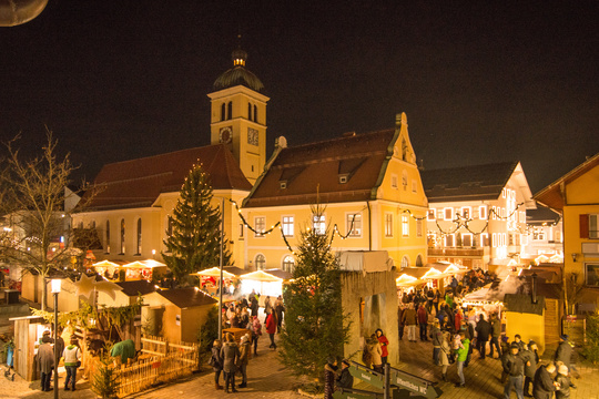 48. Weihnachtsmarkt in der Stadt Marktoberdorf
